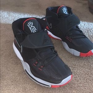Kyrie 6 basketball shoes
